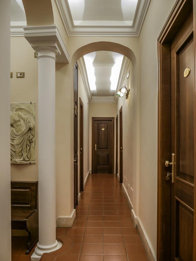 Hotel 4 Coronati Рим Экстерьер фото